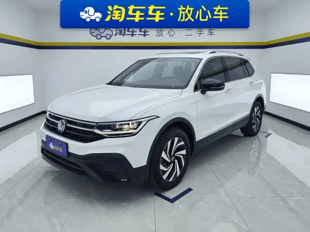 Фотография автомобиля — Volkswagen Tiguan L
