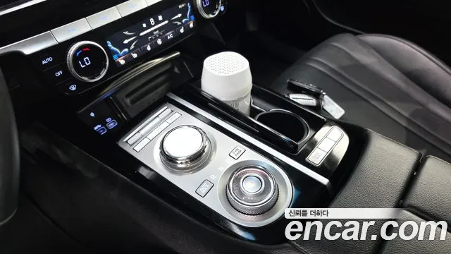 Genesis G80 Бензин 2.5 турбо AWD — Фото автомобиля 9