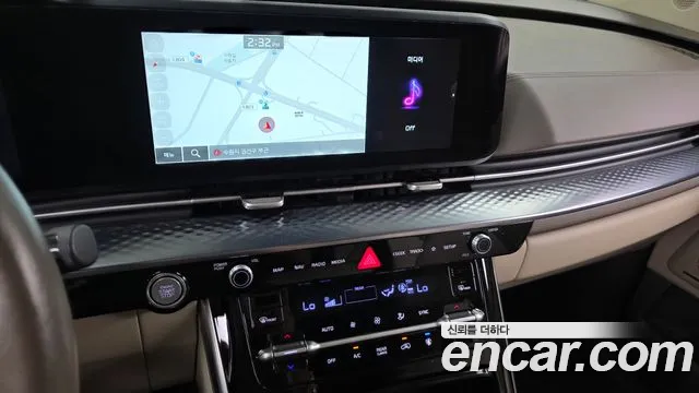 Kia Canival Carnival 4 поколение Бензин 9 мест Hi-Limousine — Фото автомобиля 3
