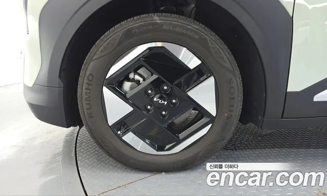 Kia EV3 — Фото автомобиля 5