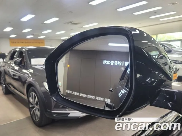 Land Rover Range Rover Velar — Фото автомобиля 3