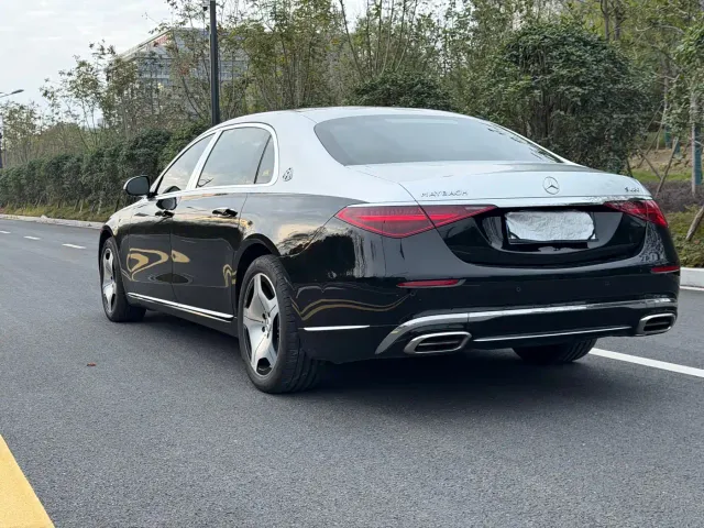 Mercedes-Benz Maybach S-Class — Фото автомобиля 16