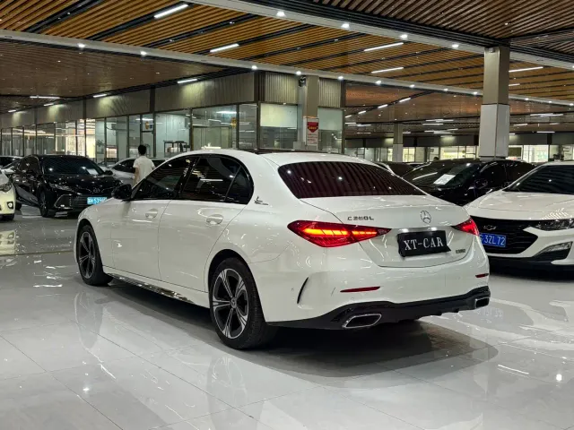 Mercedes-Benz C-Class — Фото автомобиля 6