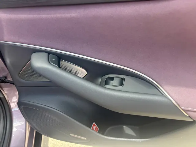 Xiaomi SU7 — Фото автомобиля 12