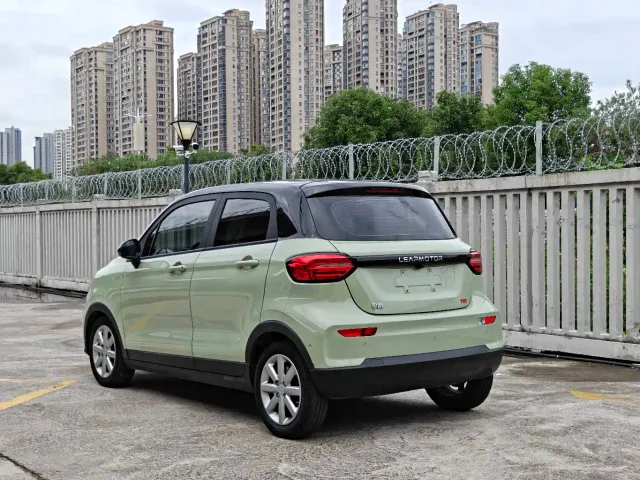 Leapmotor T03 — Фото автомобиля 5