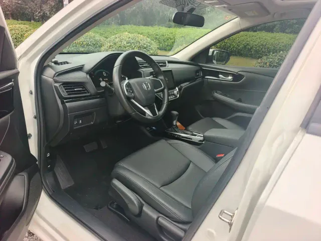 Honda Crider — Фото автомобиля 12