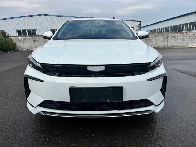 Geely Emgrand L — Фото автомобиля 2