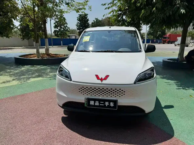 Wuling Hongguang — Фото автомобиля 2