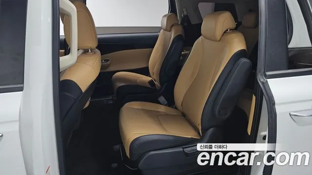 Kia Carnival 4th Gen — Фото автомобиля 12