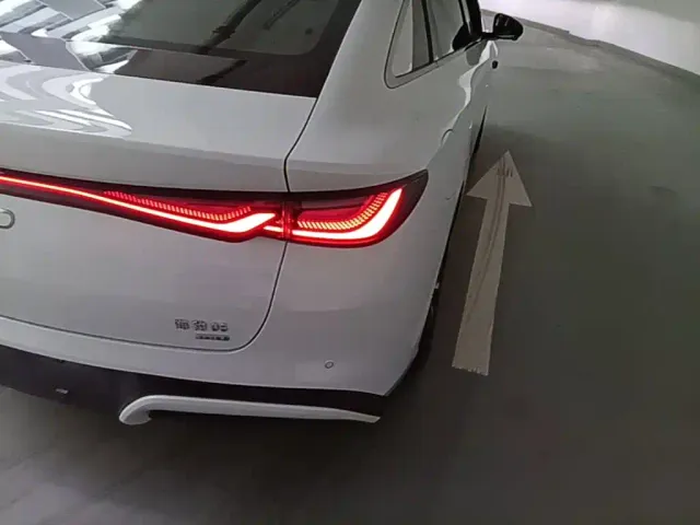 BYD Seal 06 — Фото автомобиля 7