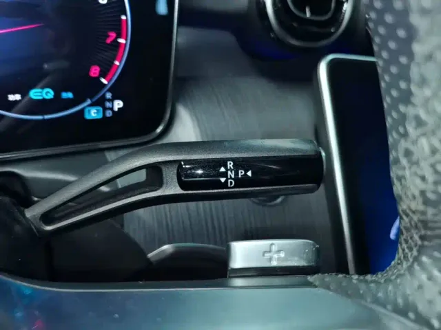 Mercedes-Benz C-Class — Фото автомобиля 13