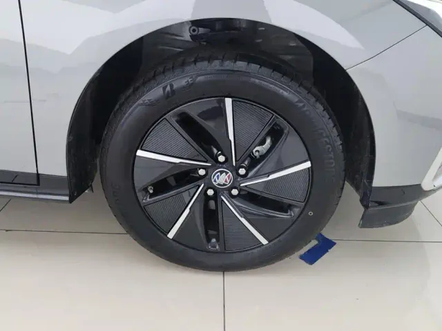 Buick Velite 6 — Фото автомобиля 6