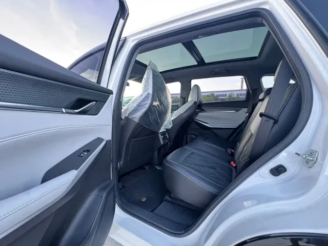 Changan CS75 Plus — Фото автомобиля 18