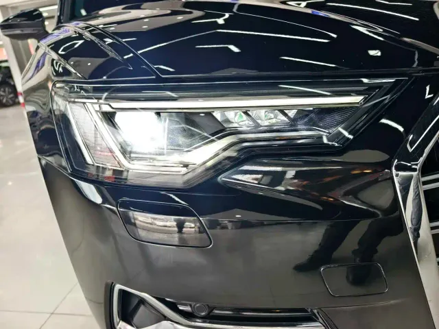 Audi A6L — Фото автомобиля 9