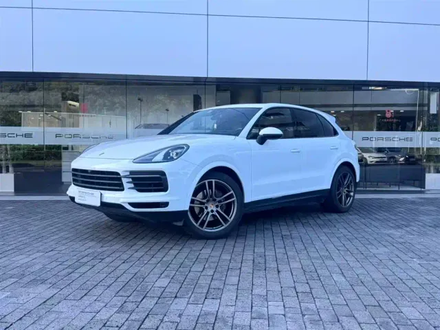 Фотография автомобиля — Porsche Cayenne