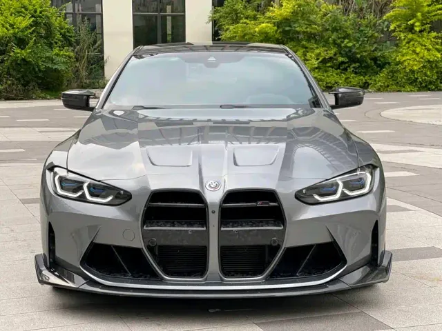 BMW M4 — Фото автомобиля 2