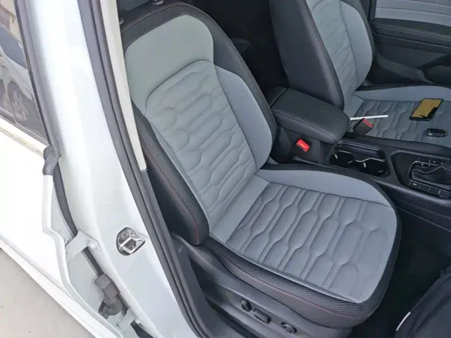 Volkswagen Tiguan X — Фото автомобиля 24