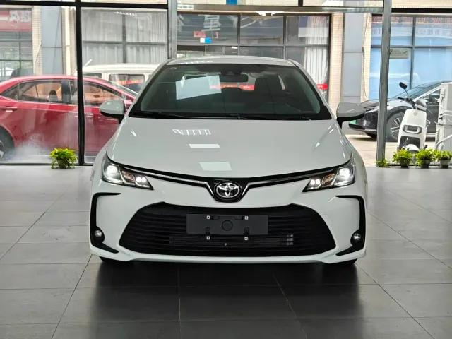 Toyota Corolla — Фото автомобиля 2