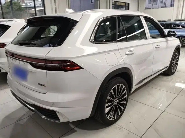 Geely Xingyue L — Фото автомобиля 6