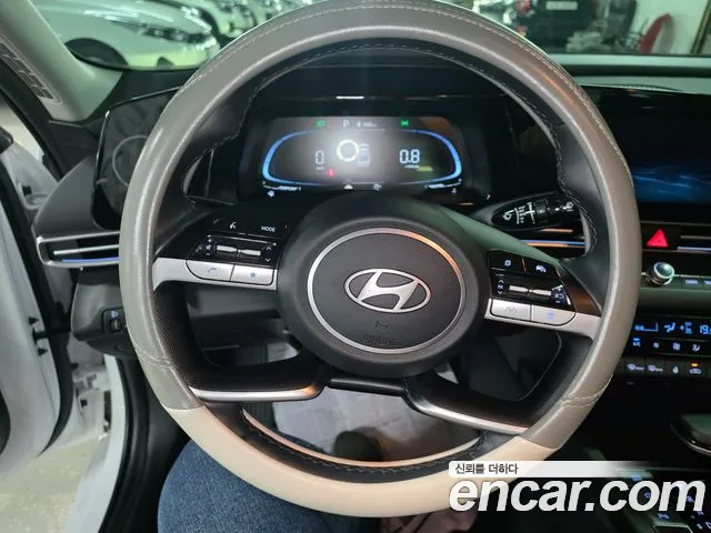 Hyundai Avante — Фото автомобиля 9