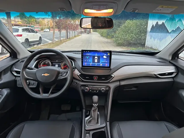 Chevrolet Orlando — Фото автомобиля 6