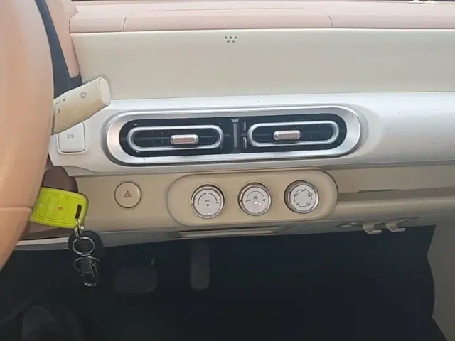Wuling Hongguang Mini EV — Фото автомобиля 12