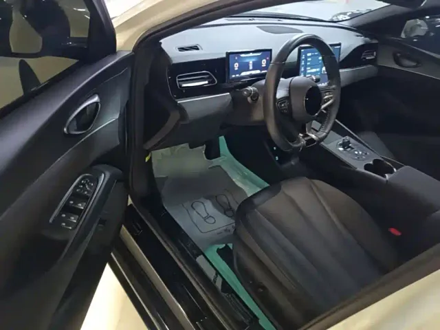 BYD Seal 06 — Фото автомобиля 14