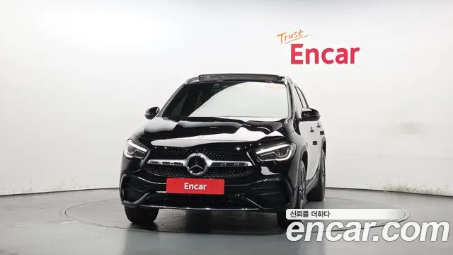 Mercedes-Benz GLA-Class H247 — Фото автомобиля 2