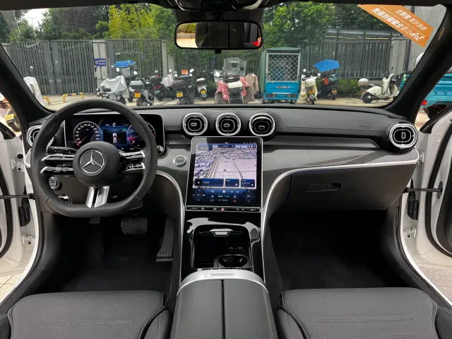 Mercedes-Benz C-Class — Фото автомобиля 5