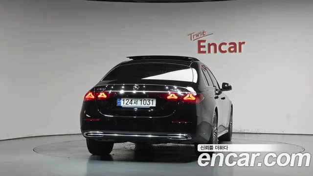Mercedes-Benz E-Class W214 — Фото автомобиля 3