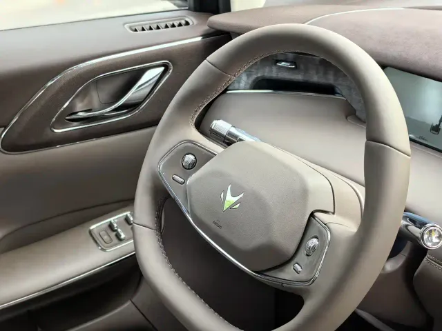 Arcfox Wendao V9 — Фото автомобиля 27