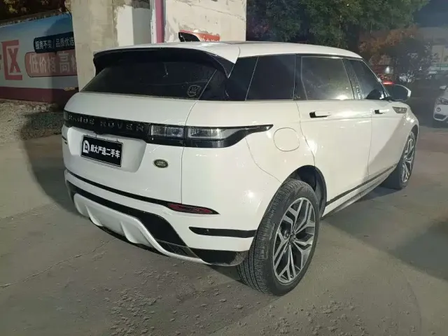 Land Rover Range Rover Evoque 2021 Range Rover Evoque L 249PS R-Dynamic S Performance Edition — Фото автомобиля 4
