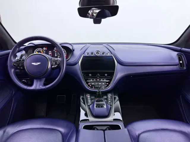 Aston Martin DBX — Фото автомобиля 20