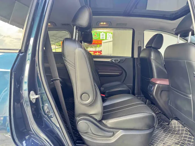 GAC Trumpchi M6 — Фото автомобиля 11