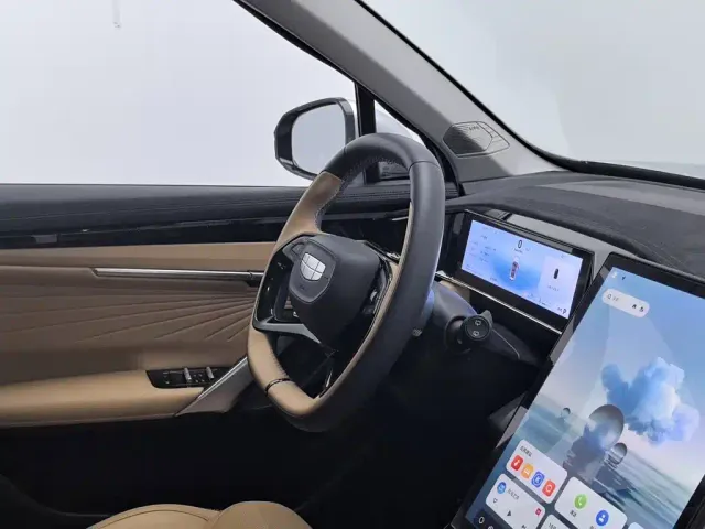 Geely Boyue L — Фото автомобиля 22