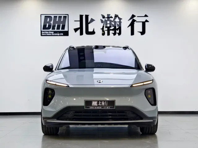 Nio ES6 — Фото автомобиля 2