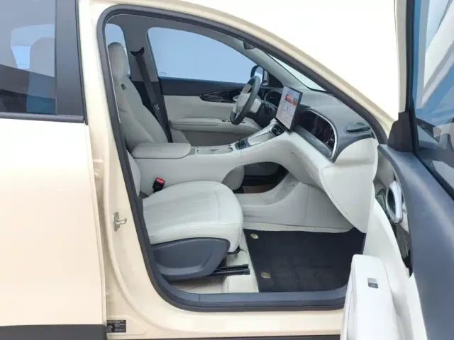 Geely Starry Wish — Фото автомобиля 8