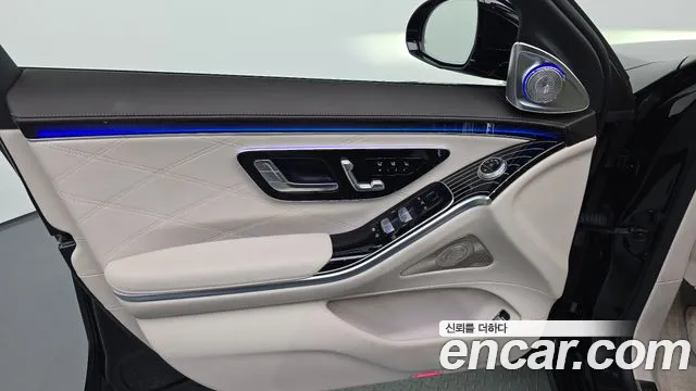 Mercedes-Benz S-Class — Фото автомобиля 21