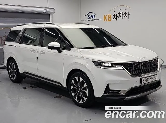 Kia Carnival 4th Gen — Фото автомобиля 4