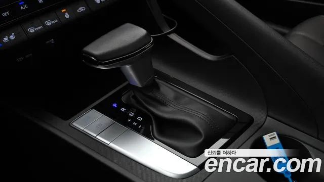 Hyundai AVANTE Avante (CN7) — Фото автомобиля 9