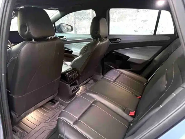 Volkswagen ID.4 X — Фото автомобиля 6