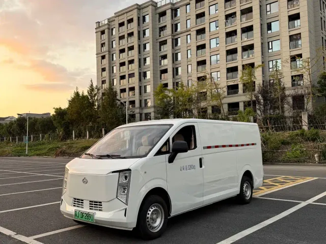 Фотография автомобиля — Changan Kuayue Kua Yue Xing Guang EV