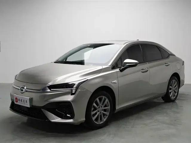 Фотография автомобиля — GAC Aion S