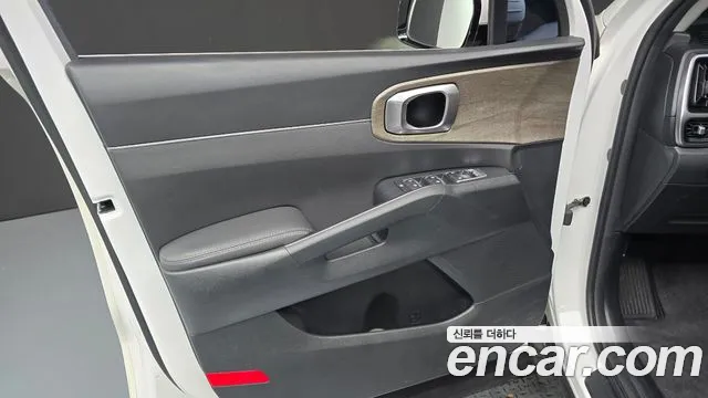 Kia Sorento Sorento 4-е поколение Дизель 2.2 2WD — Фото автомобиля 24