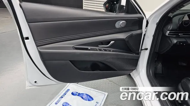 Hyundai AVANTE Avante (CN7) — Фото автомобиля 24