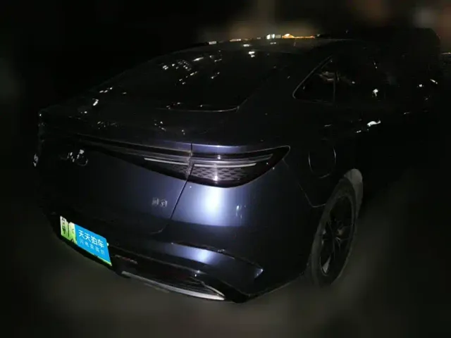 BYD Seal — Фото автомобиля 2
