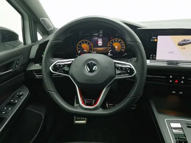 Volkswagen Golf GTI — Фото автомобиля 11