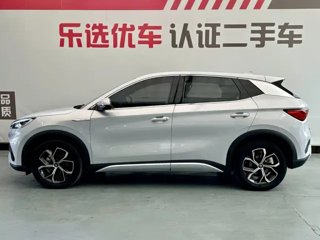 BYD Yuan PLUS — Фото автомобиля 3