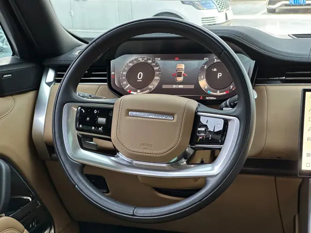 Land Rover Range Rover — Фото автомобиля 9