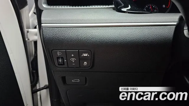 Kia K5 K5 3 поколение 2.0 LPI(Для проката) — Фото автомобиля 17